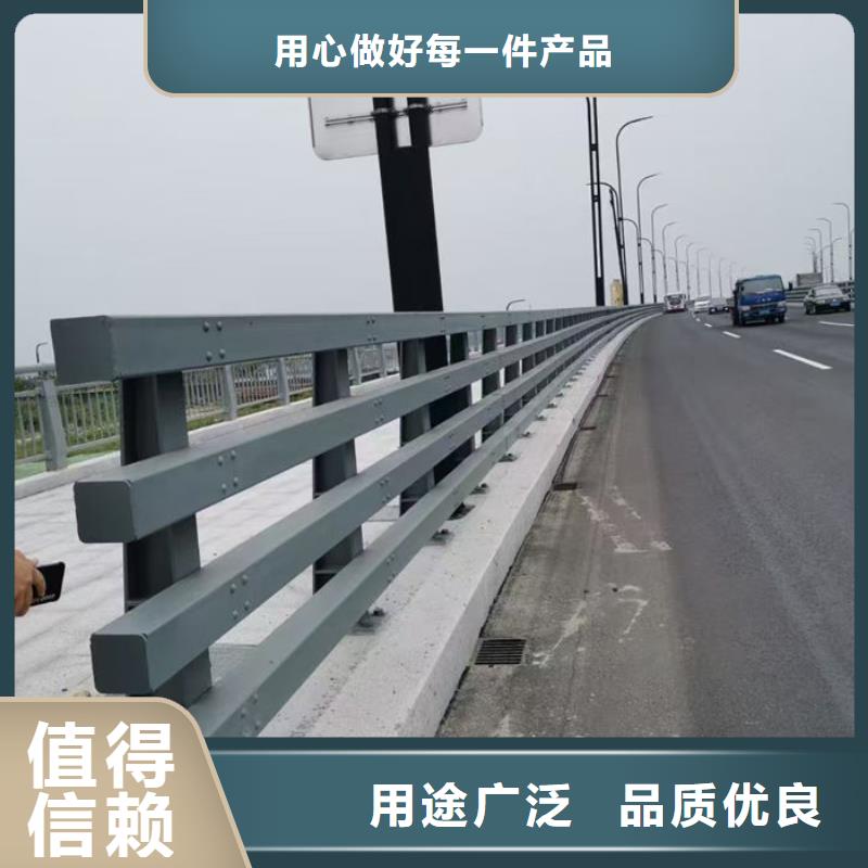 河堤景观桥上灯光护栏质量严格把控