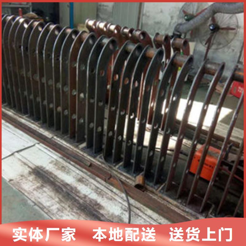 不锈钢复合管护栏木纹转印护栏商家直供