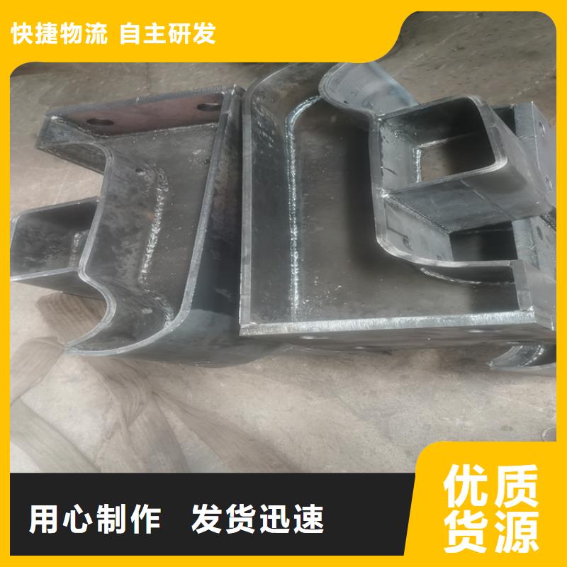 桥梁防撞护栏_q345防撞钢护栏厂家用心细节