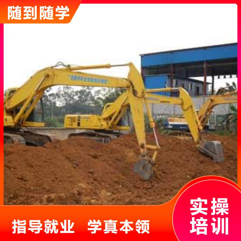 天津市本土虎振哪里能学挖掘机挖铙机铲车培训叉车驾驶技校|