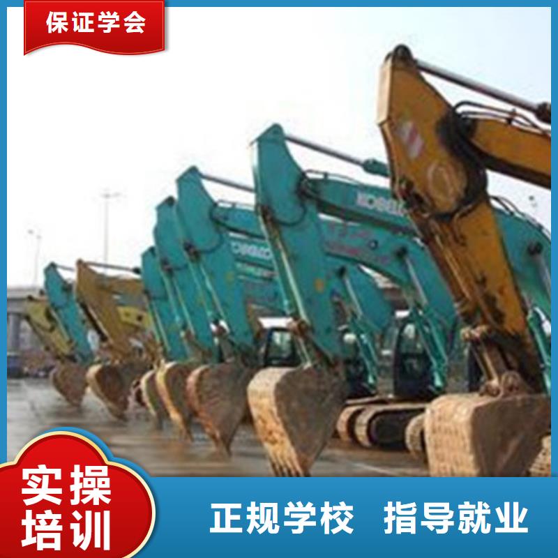 【装载机培训】哪个技校有汽修专业全程实操