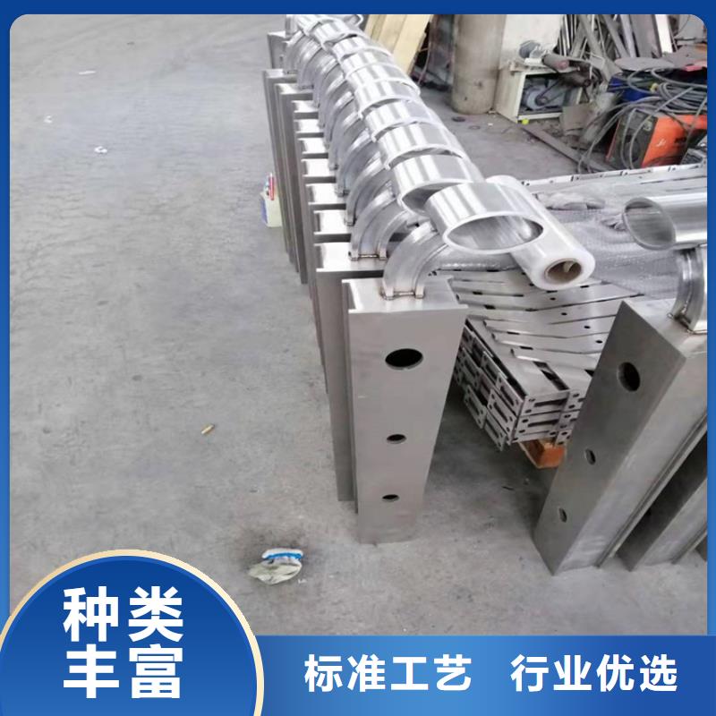 桥梁栏杆桥梁钢护栏价格低