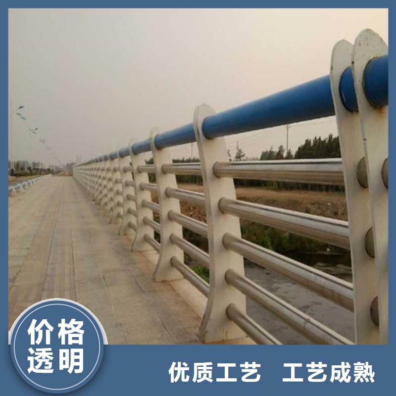 防撞护栏防撞护栏立柱严格把控每一处细节