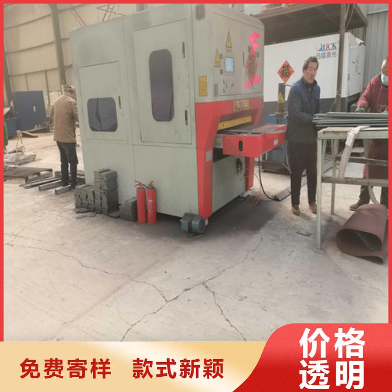 防撞护栏_镀锌管护栏厂家工艺先进