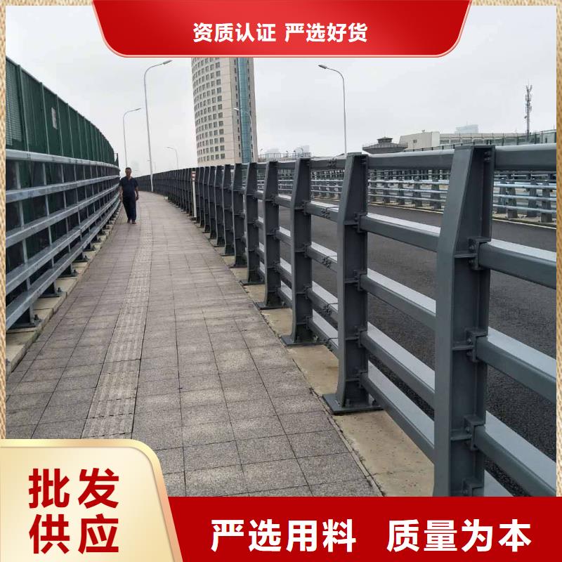 防撞护栏扶手木钢丝绳护栏真诚合作