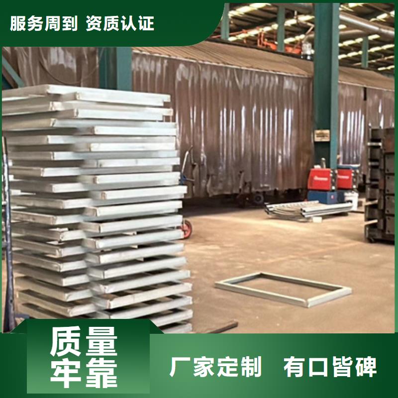 桥梁护栏厂家精选优质材料