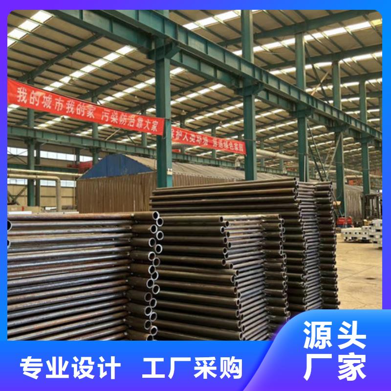 护栏质检合格出厂