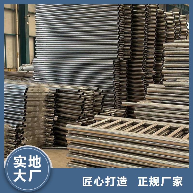 护栏质检合格出厂
