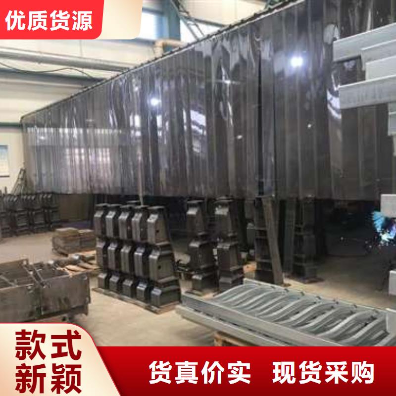护栏镀锌波形护栏型号全价格低