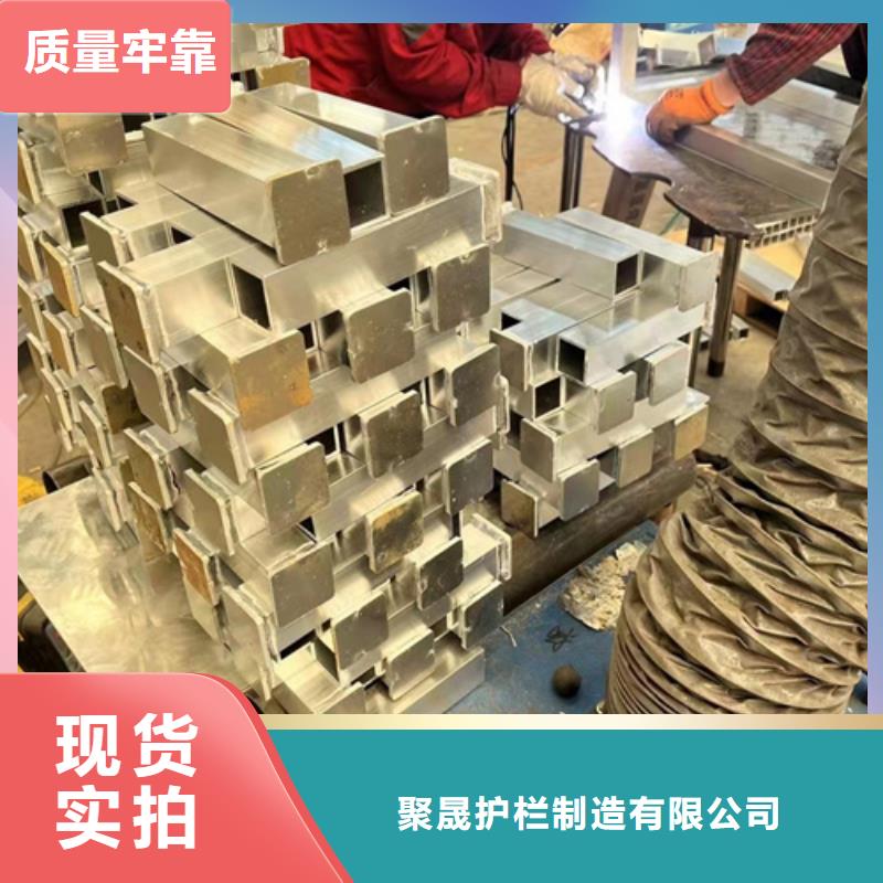 专业销售钢防撞护栏-口碑好