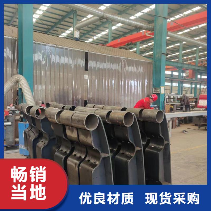 灯光护栏镀锌喷塑防撞栏品质好才是硬道理