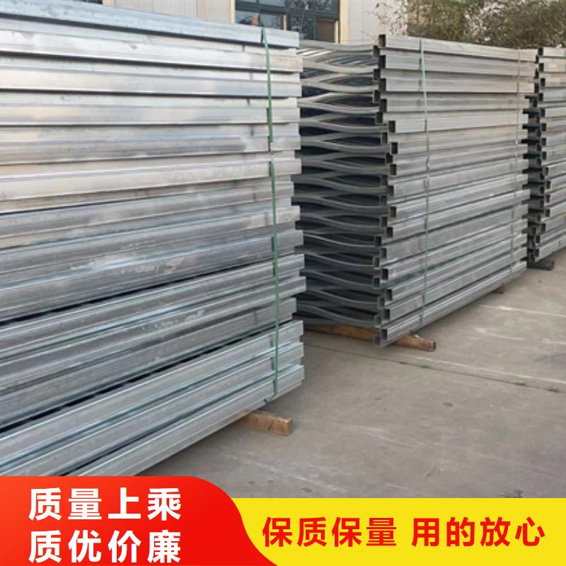 Q235B防撞护栏厂家直销-找聚晟护栏制造有限公司