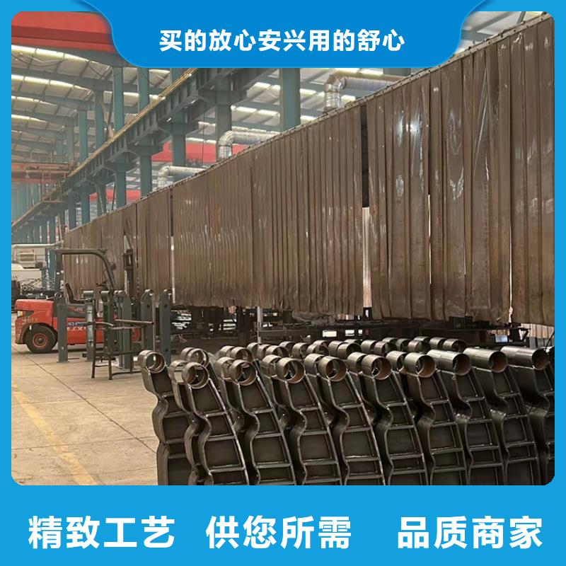 护栏_国道抗冲击围栏本地配送