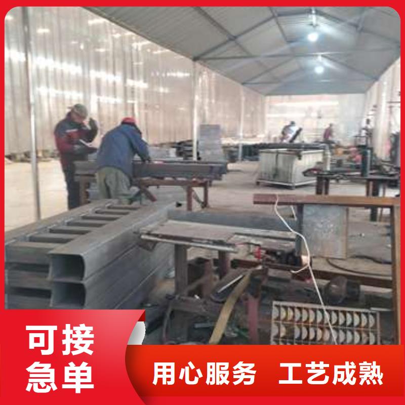 【护栏】灯光防撞护栏甄选好厂家