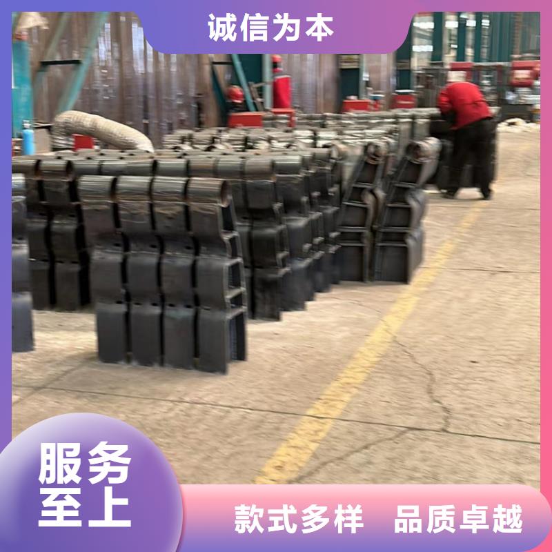 道路护栏不锈钢碳素钢复合管厂工艺成熟