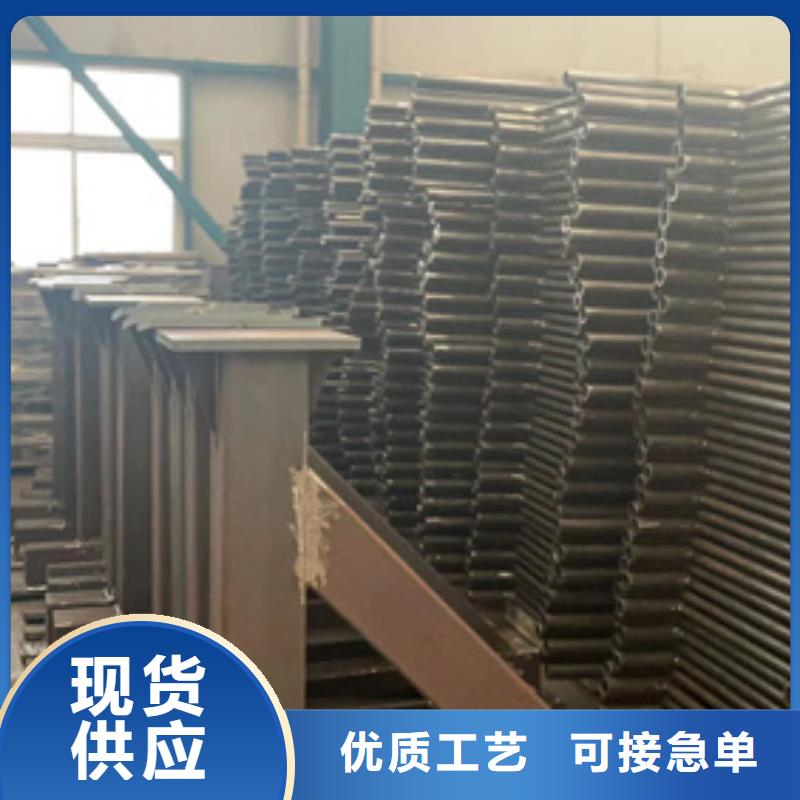 【护栏防撞护栏厂源头实体厂商】