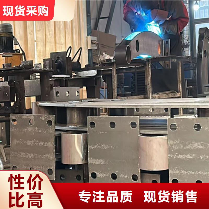 人行道护栏_M型防撞护栏实体厂家支持定制