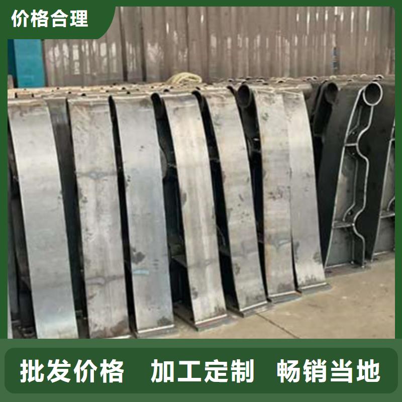 护栏国道抗冲击围栏免费获取报价