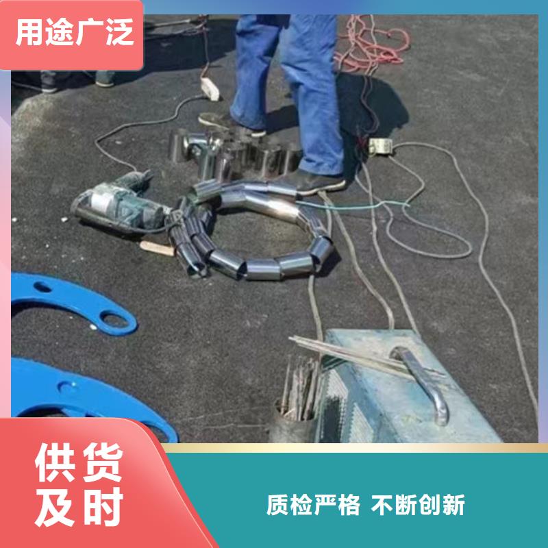 护栏防撞护栏立柱用品质赢得客户信赖