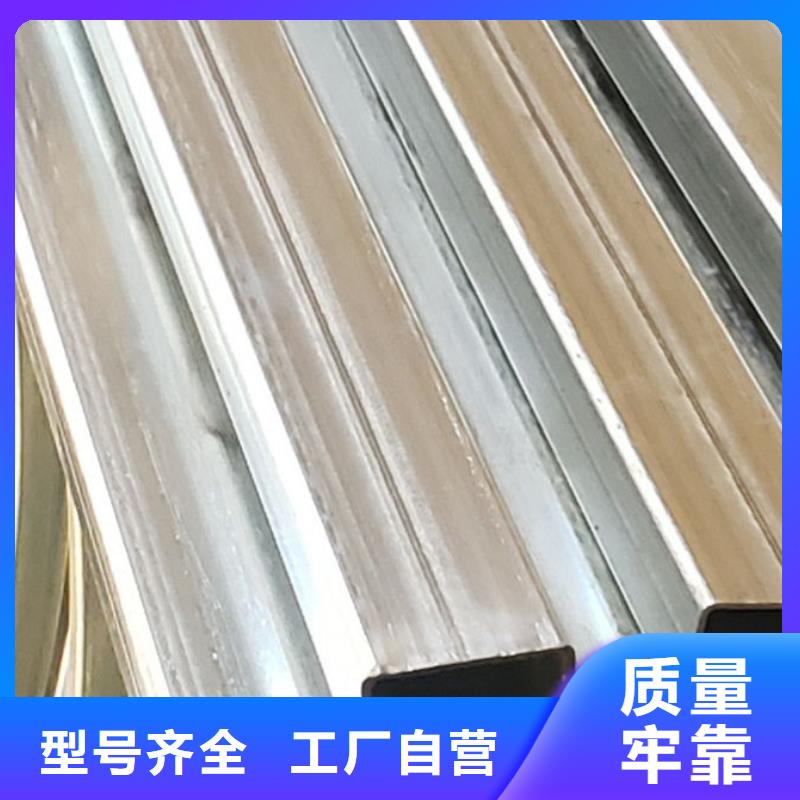 护栏国道抗冲击围栏来电咨询