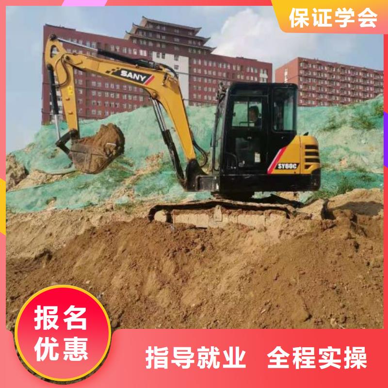 【钩机培训学校-学汽修学修车的技校师资力量强】