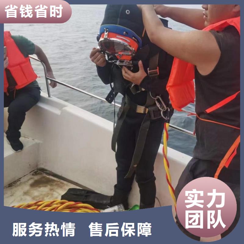 水上浮吊船-水下管道铺设服务至上