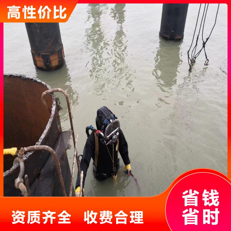 水上浮吊船技术精湛