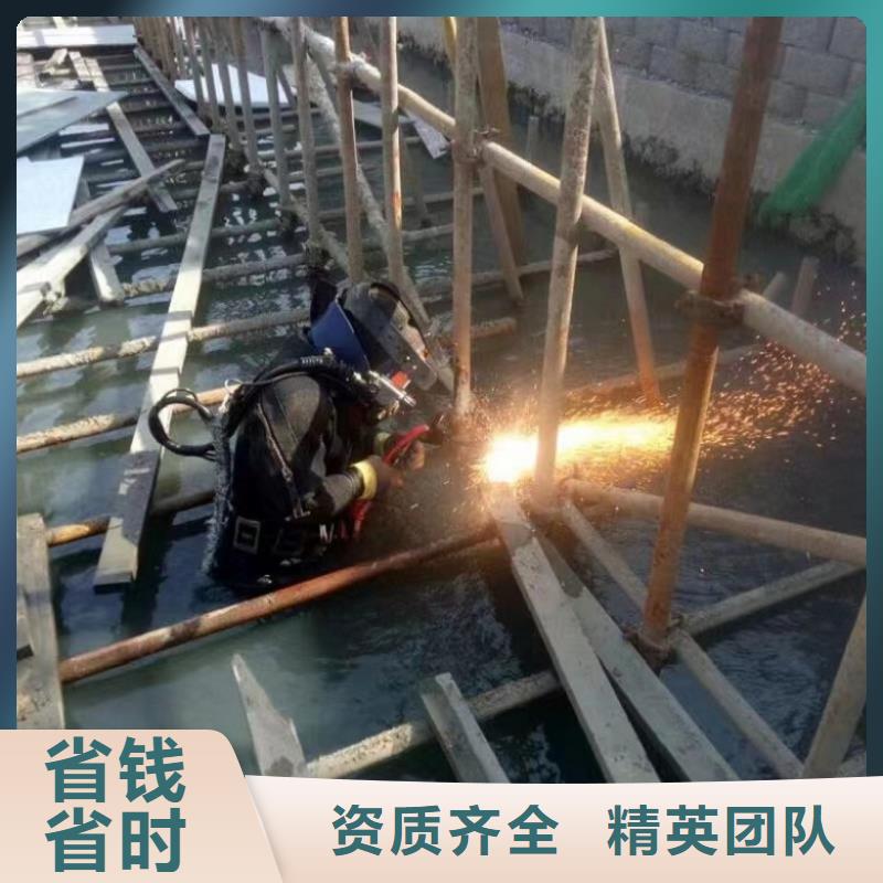 水上浮吊船-水下管道铺设服务至上