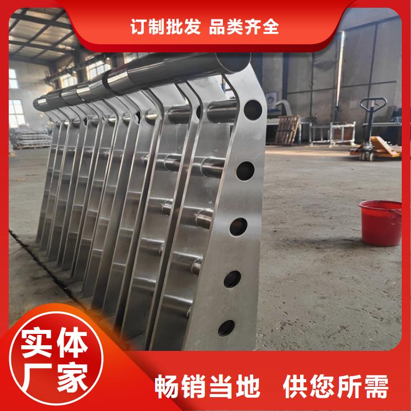 桥梁防撞护栏M型防撞护栏厂家拥有先进的设备